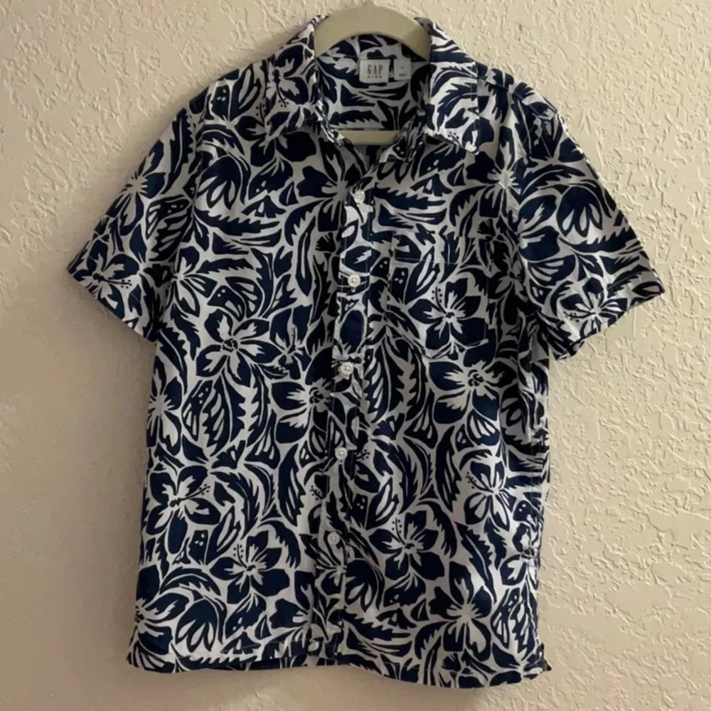 GAP Kids’Navy/White Floral Cotton Shirt